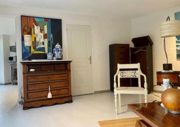ベジエ La Cactee Singuliere Bed & Breakfast エクステリア 写真