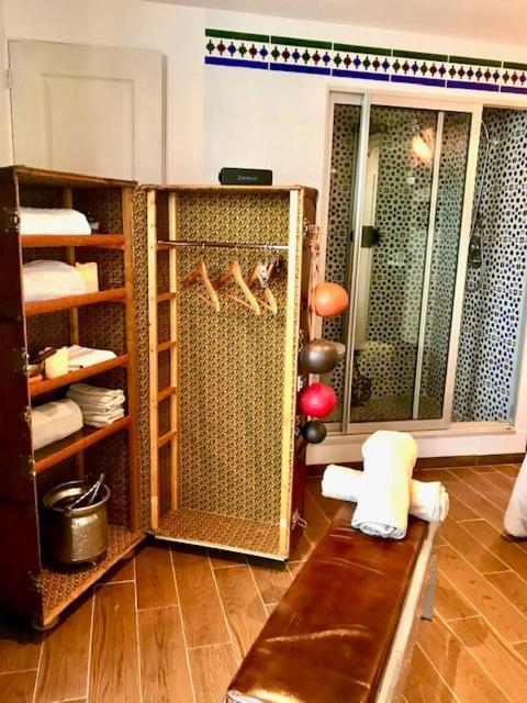ベジエ La Cactee Singuliere Bed & Breakfast エクステリア 写真