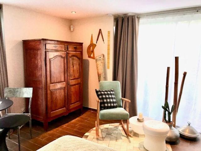 ベジエ La Cactee Singuliere Bed & Breakfast エクステリア 写真